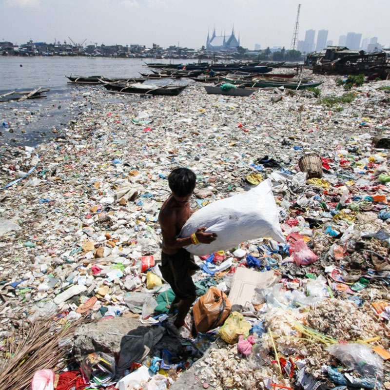BEST POLLUTION IN THE WORLD - Pollution de la mer aux Philippines © Photo sous Copyright 