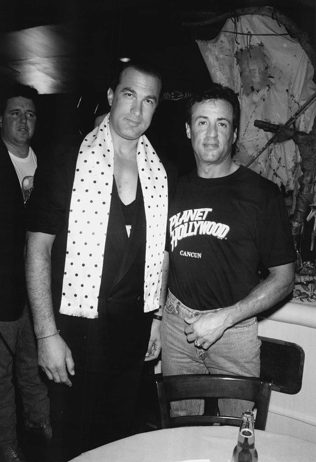 Sylvester Stallone et Steven Seagal - Planet-Hollywood © Photo sous Copyright