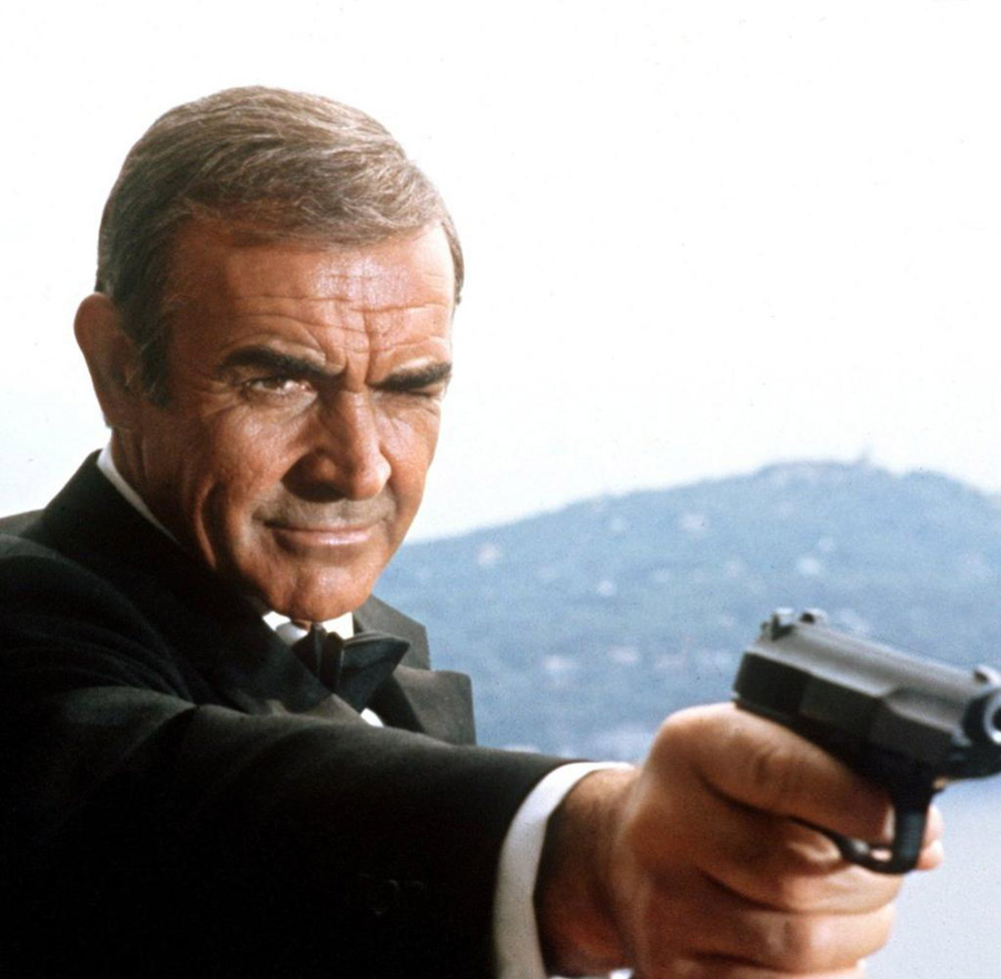 Sean Connery dans le film Jamais plus jamais - 1983 © Photo sous Copyright