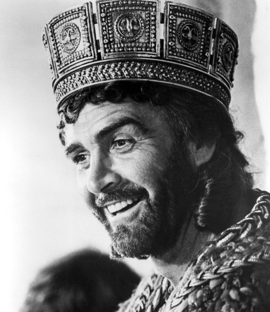 Sean Connery couronné dans le film Bandits bandits - 1981 © Photo sous Copyright