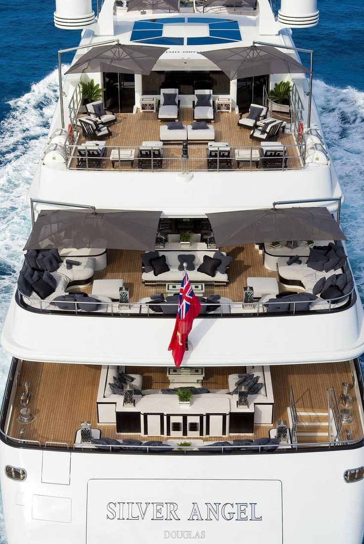 pavillon yacht de luxe
